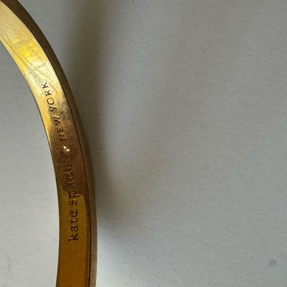 Kate spade Black and Gold Heart Bangle Bracelet - Picture 6 of 7